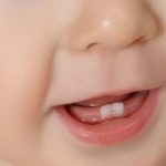 Первые зубки: как помочь Вашему малышу?